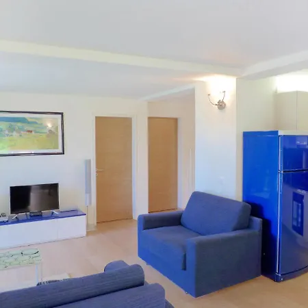 Derby By Interhome *